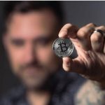 Dokumen Epstein Singgung Tokoh Awal Bitcoin dan Kontroversi Etika Kenaikan Harga Kripto.