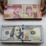 Rupiah Dinilai Rentan, Berpotensi Melemah hingga Rp20.000.
