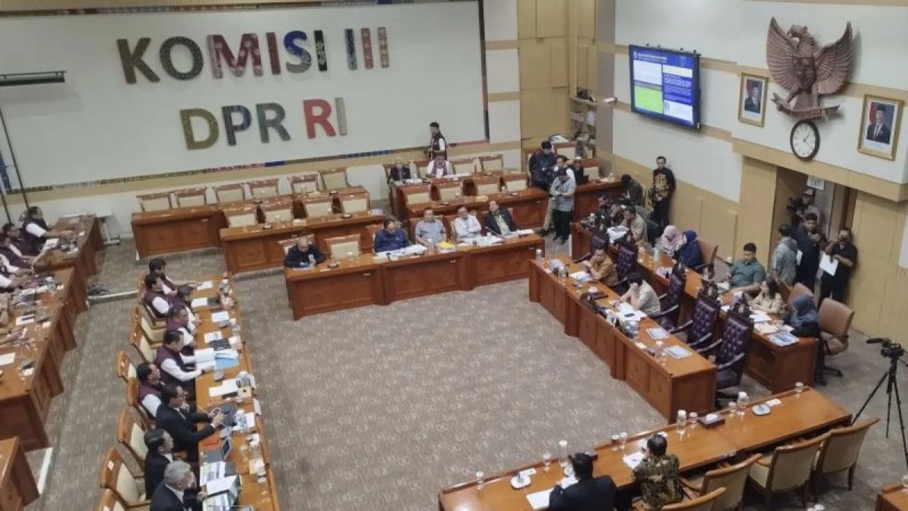 BNN Dorong Pelarangan Vape dalam RUU Narkotika.