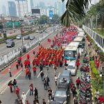 Demonstrasi buruh setiap tanggal 1 Mei.
