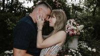 Taylor Swift dan Travis Kelce Dikabarkan Akan Menikah pada Awal Juli 2026.