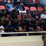 Botok Pati dan Sejumlah Aktivis Duduk di Balkon Rapat Paripurna DPR.