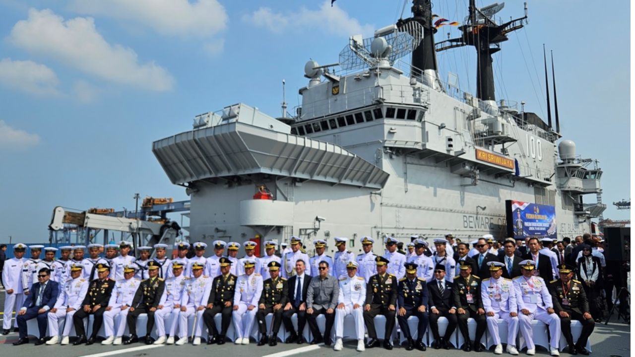 Mengenal KRI Sriwijaya-100, Kapal Induk Pertama Indonesia.