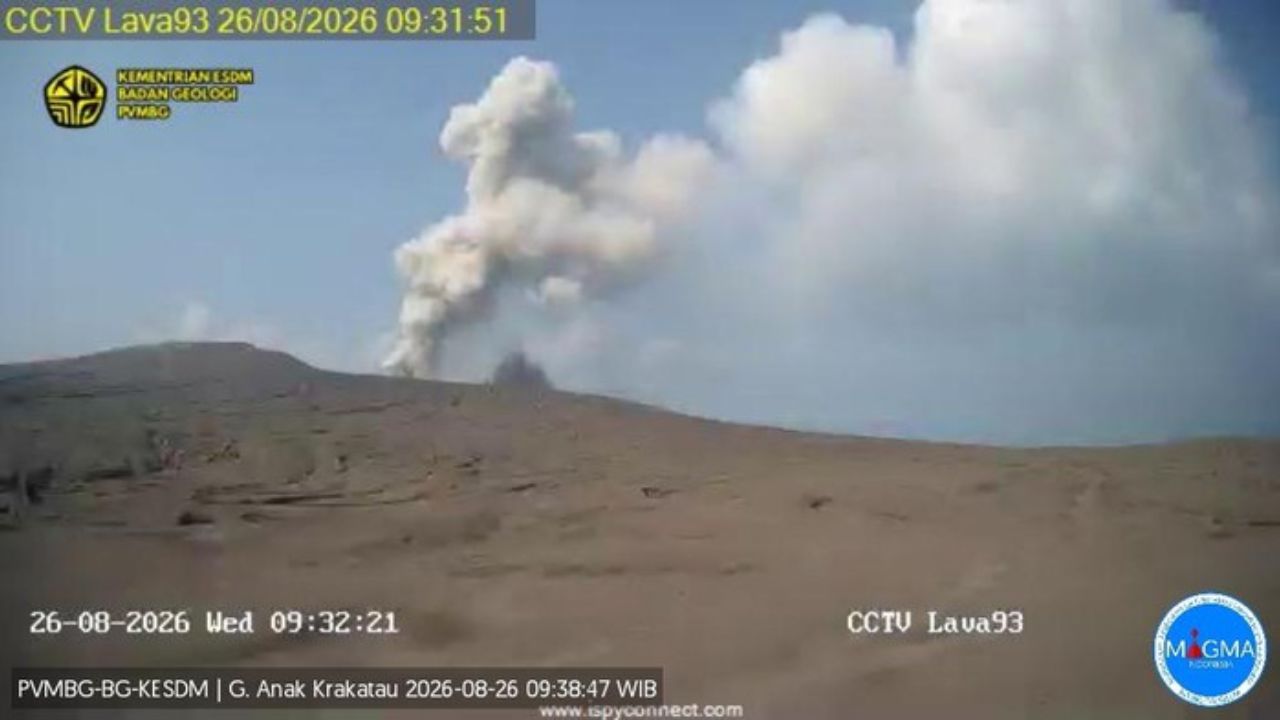 Erupsi Anak Krakatau (dok. PVMBG).
